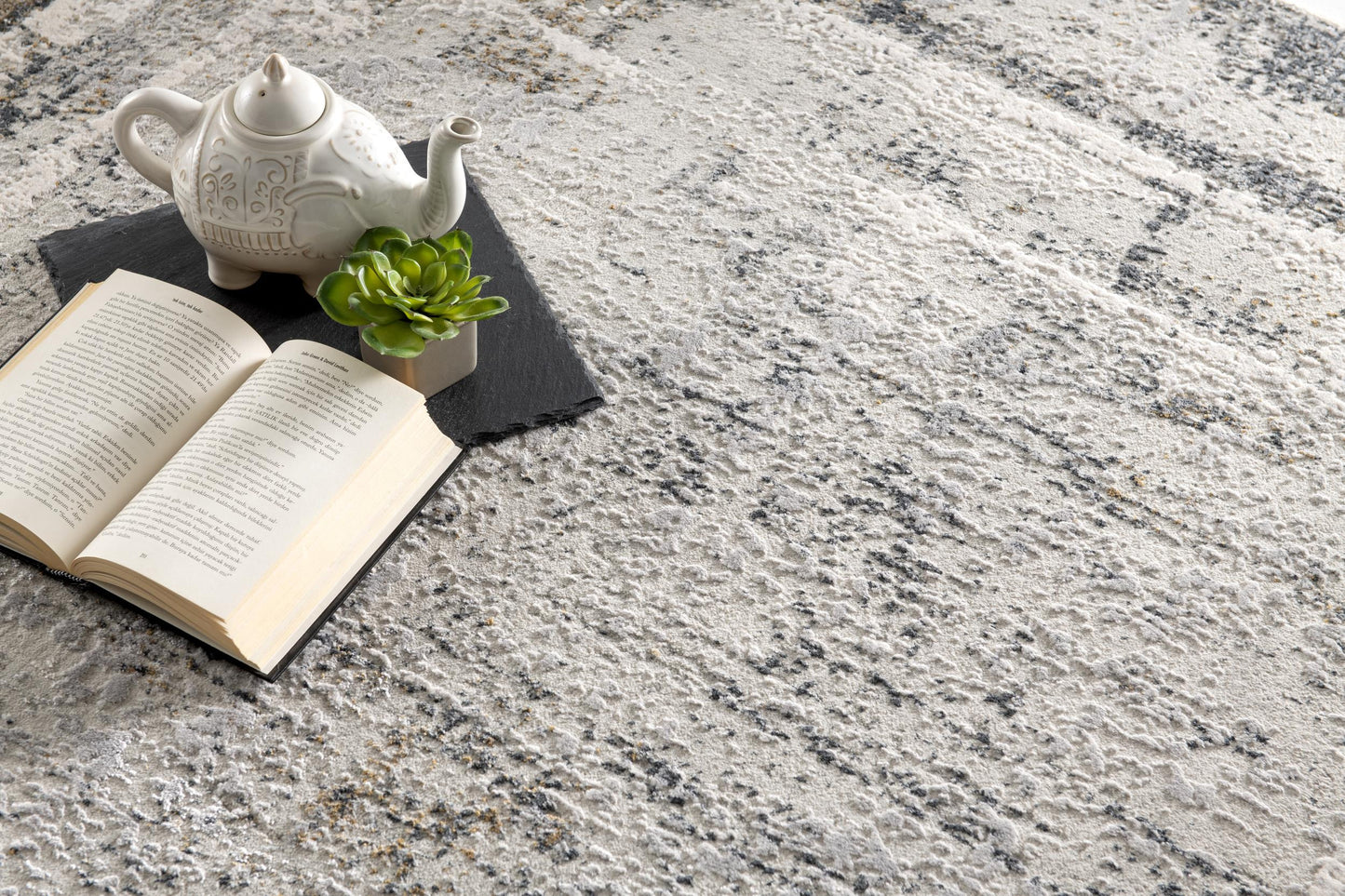 5’ X 8’ Gray And Ivory Abstract Distressed Area Rug