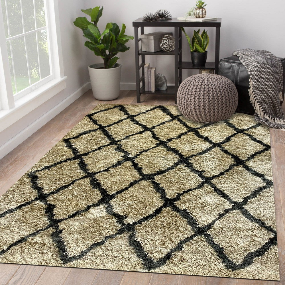 5’ x 7’ Cream and Black Lattice Area Rug