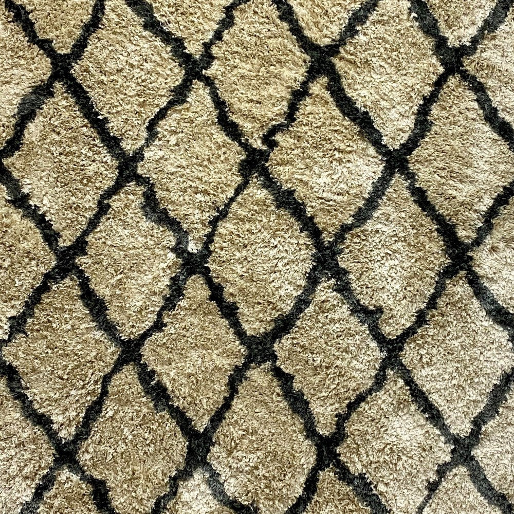 5’ x 7’ Cream and Black Lattice Area Rug