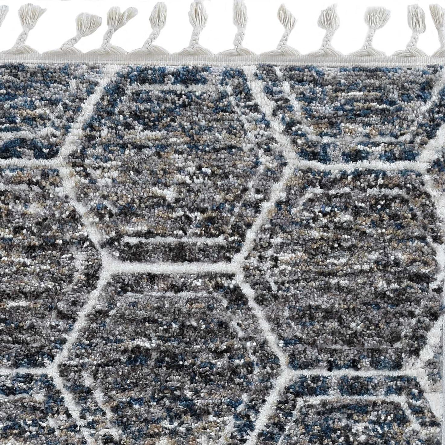 5'X8' Grey Ivory Machine Woven Space Dyed Geometric Bohemian Indoor Area Rug