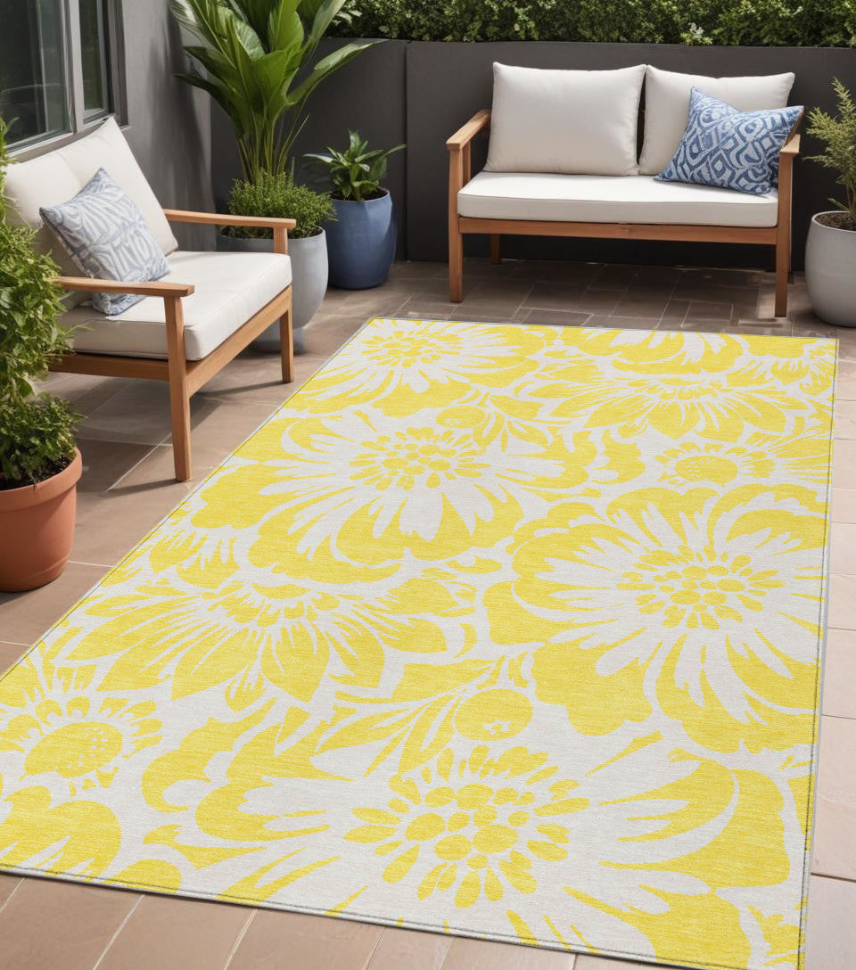 5' X 8' Yellow and Ivory Floral Washable Non Skid Indoor Outdoor Area Rug