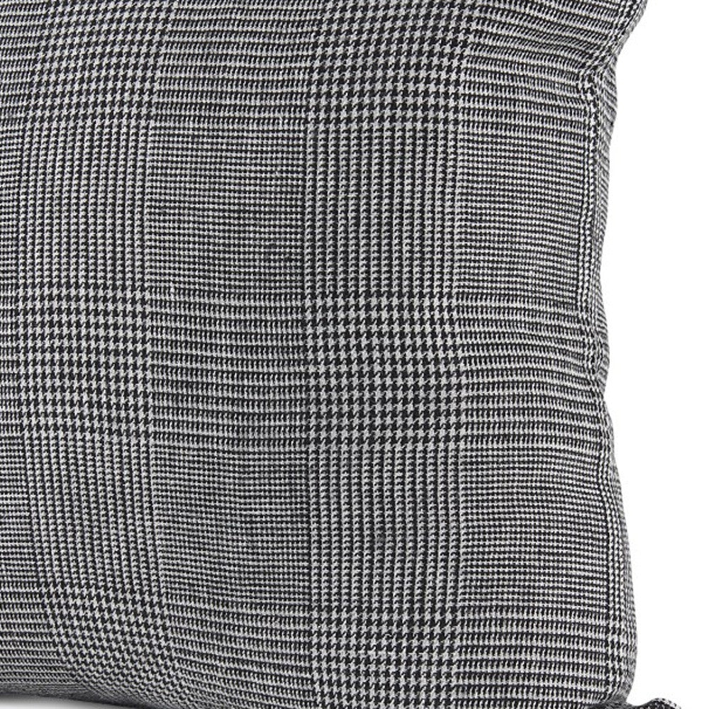 White And Black Pattern Throw Pillow Cover Homeroots Home Decor